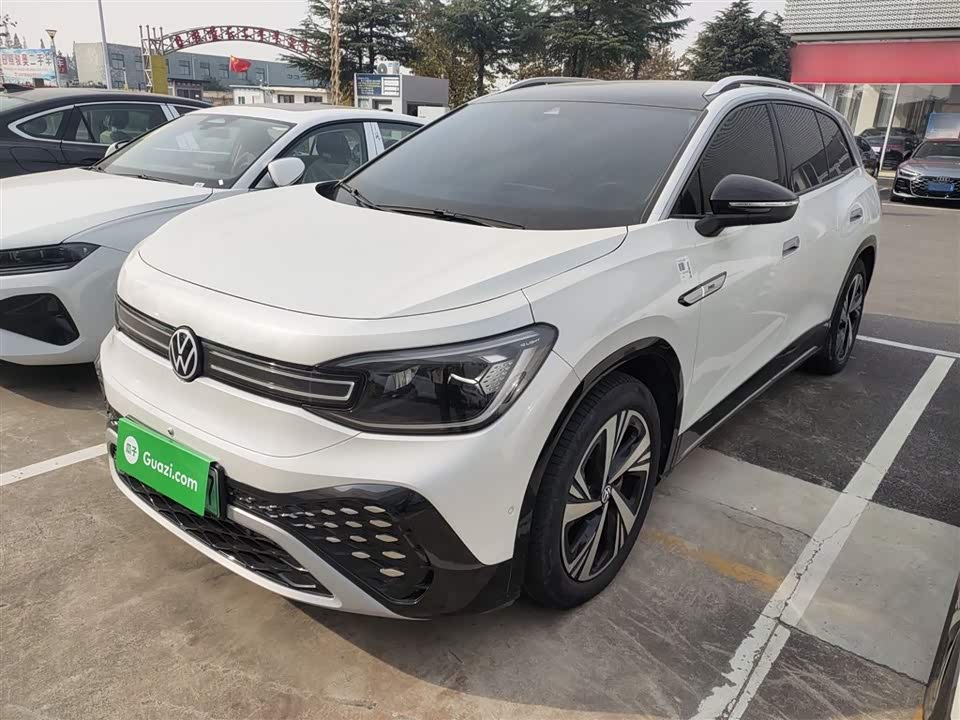 Volkswagen ID.6 CROZZ