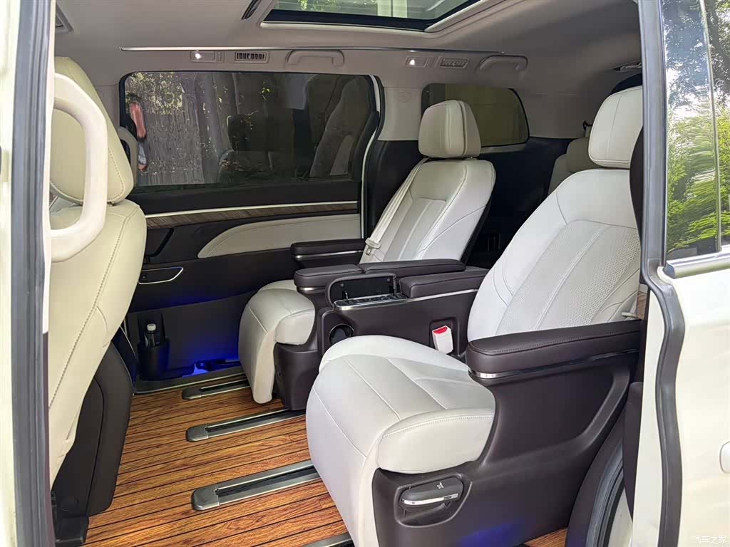 Trumpchi M8, 2021 все фото