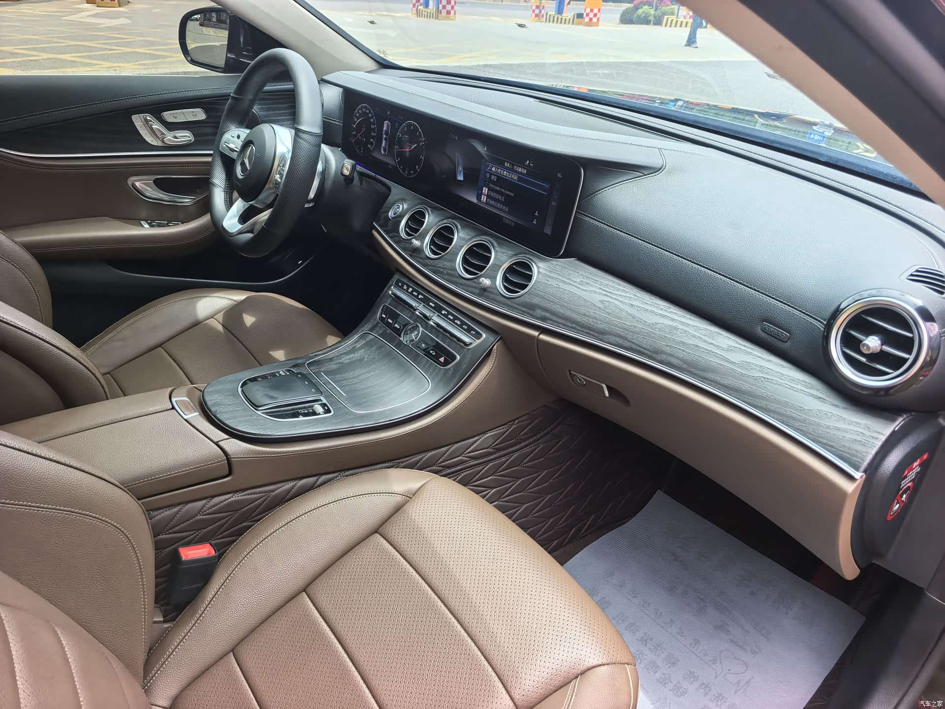 Mercedes-Benz E-Class, 2019 12