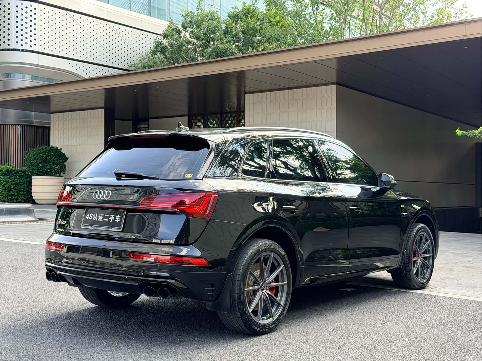 Audi Q5L, 2022 все фото