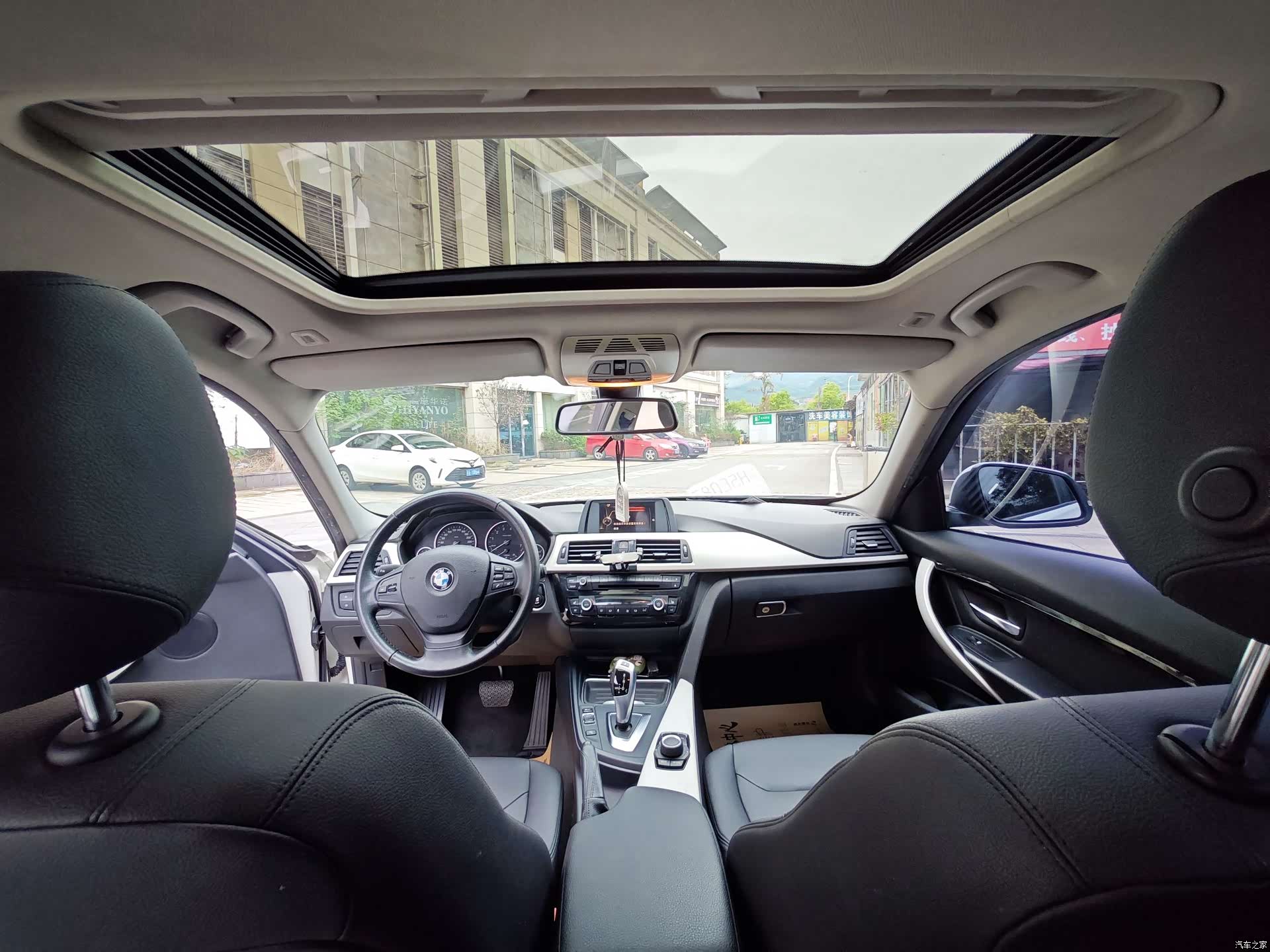 BMW 3 Series, 2015 7
