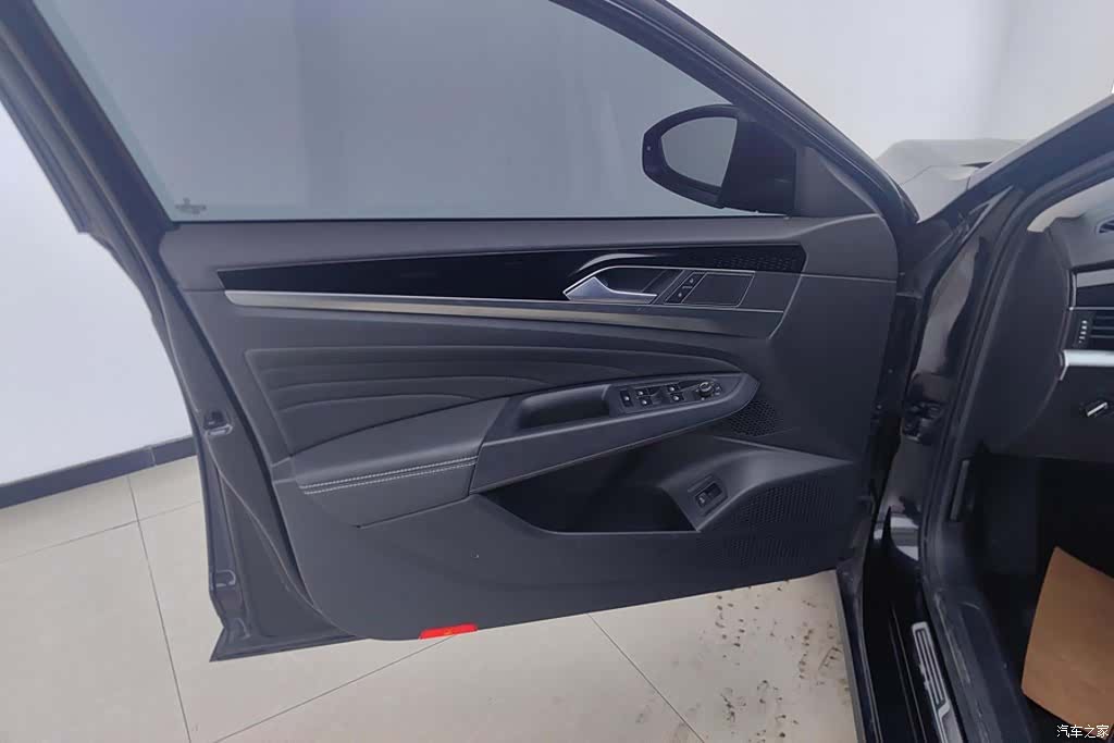 Volkswagen Passat, 2024 7