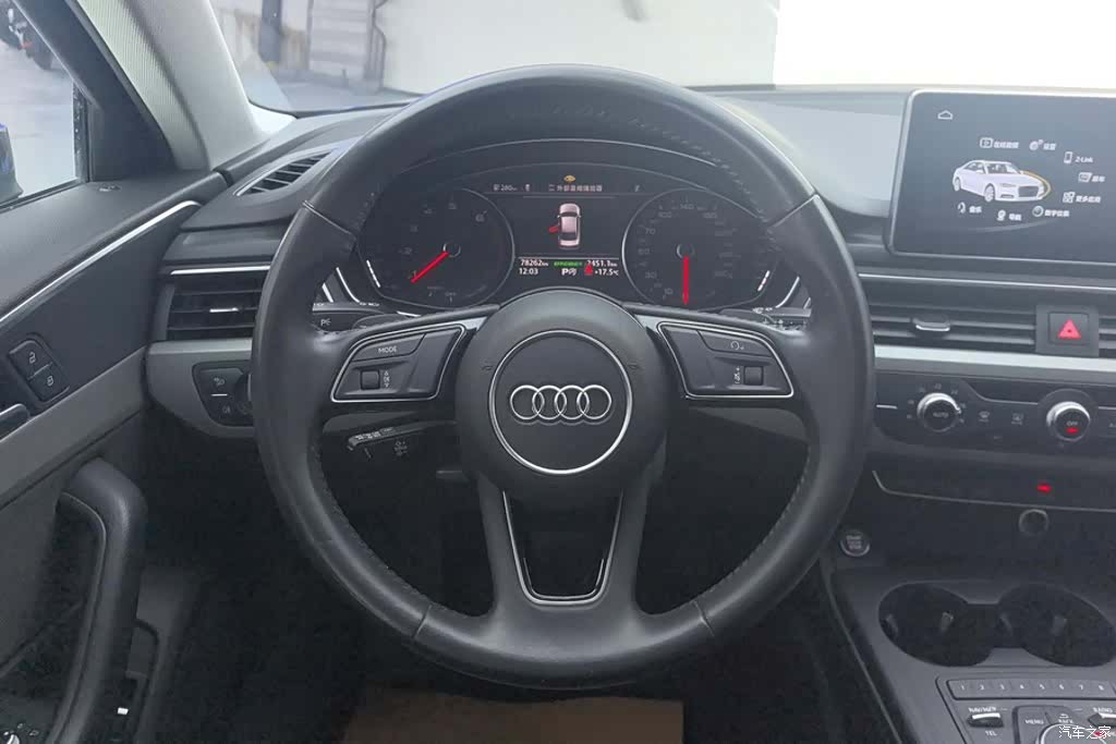 Audi A4L, 2019 15