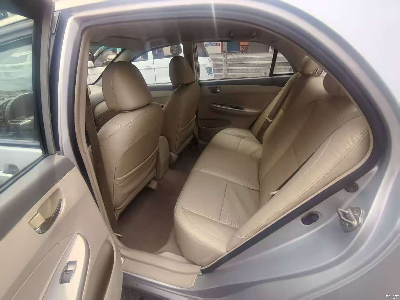 BYD L3, 2014 9
