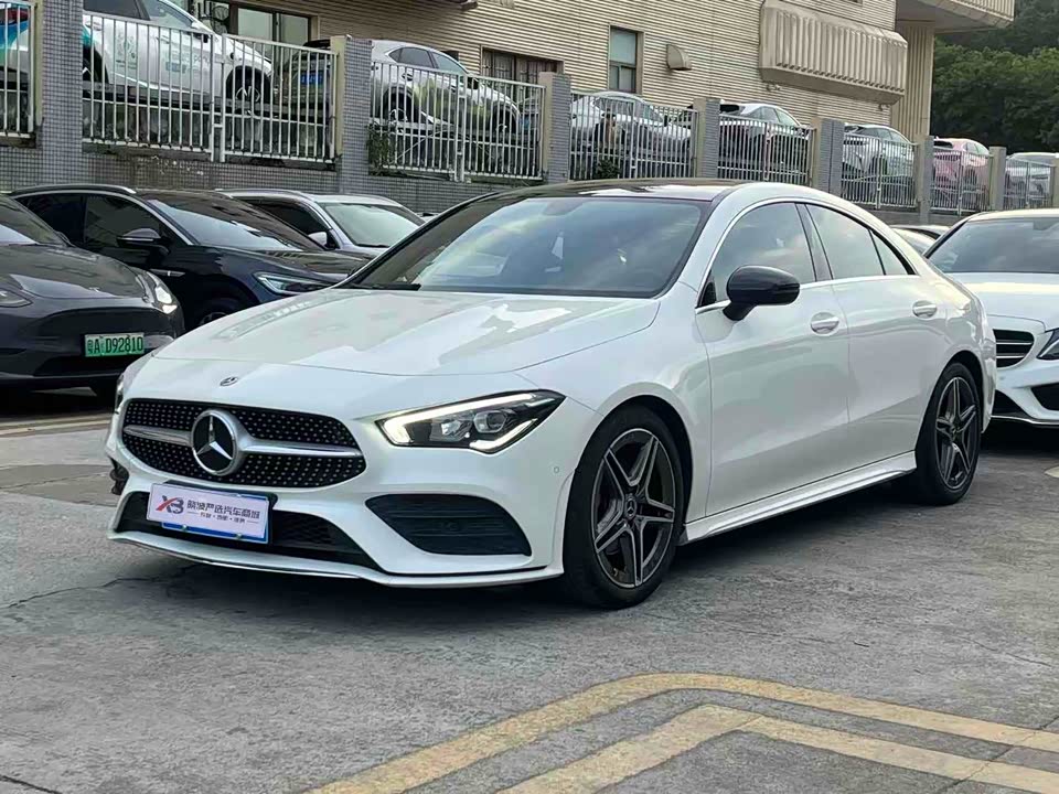 Mercedes-Benz CLA