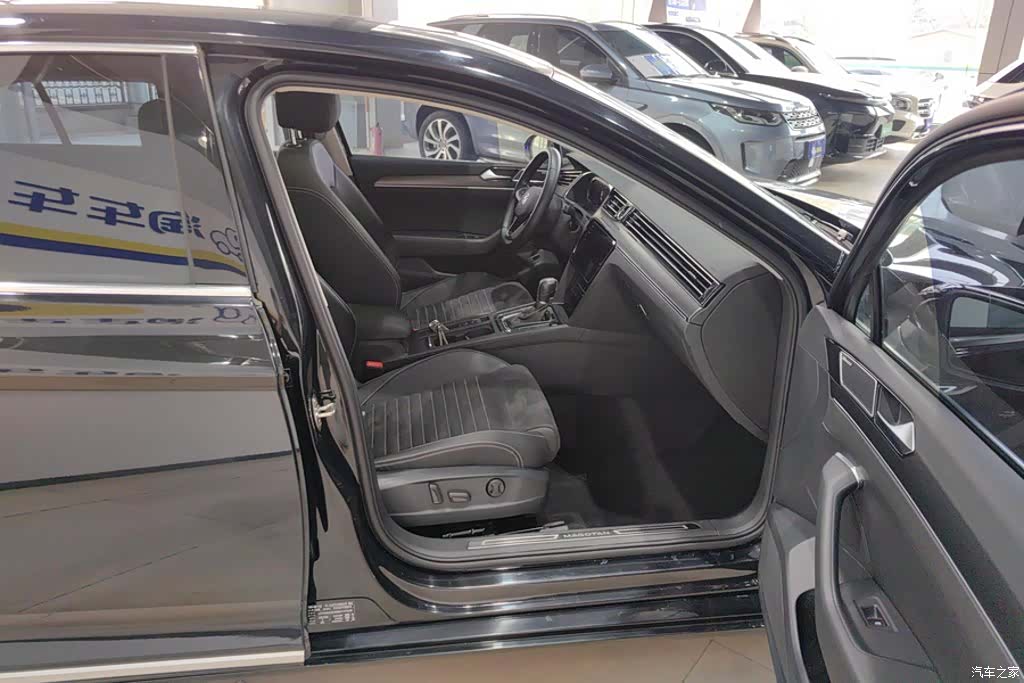Volkswagen Magotan, 2022 8