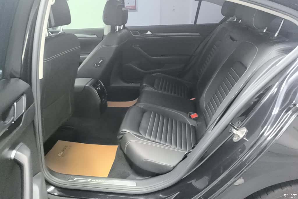 Volkswagen Magotan, 2020 11