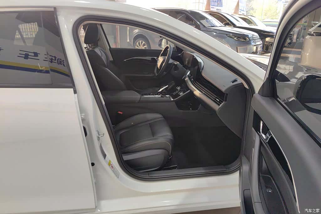 Bestune B70, 2023 8