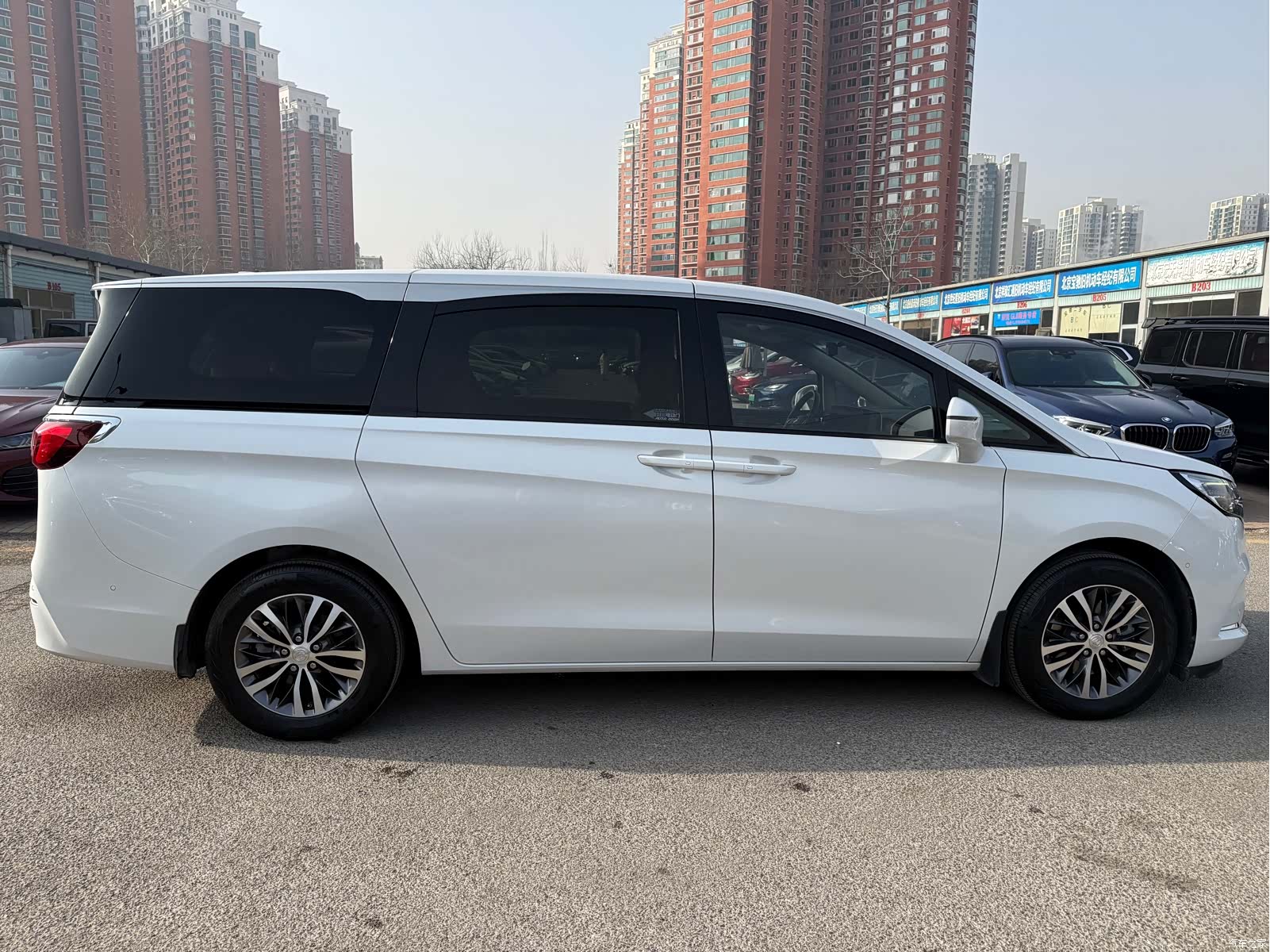Buick GL8, 2022 11