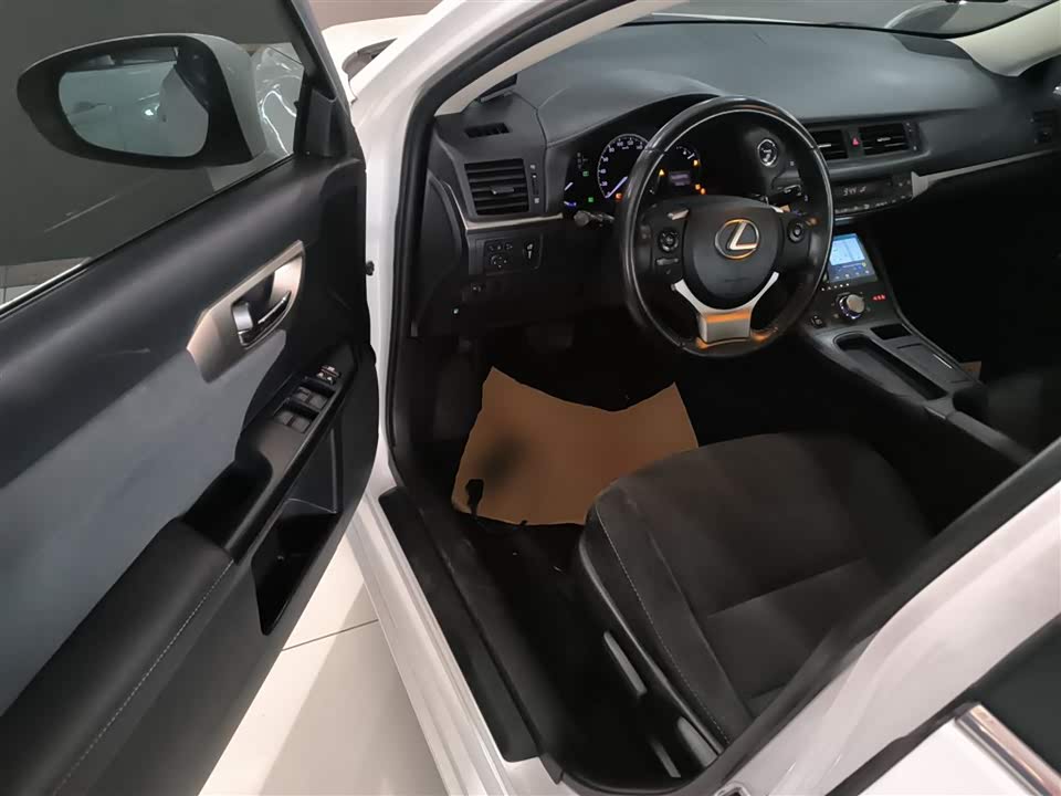 Lexus CT