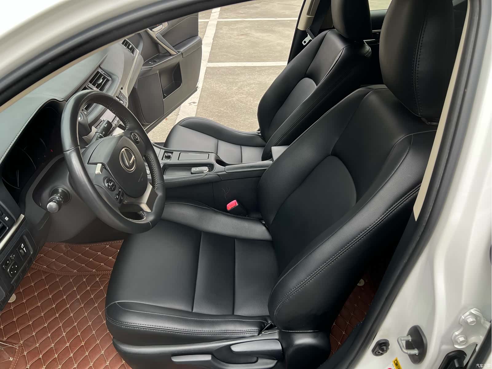 Lexus CT, 2014 18