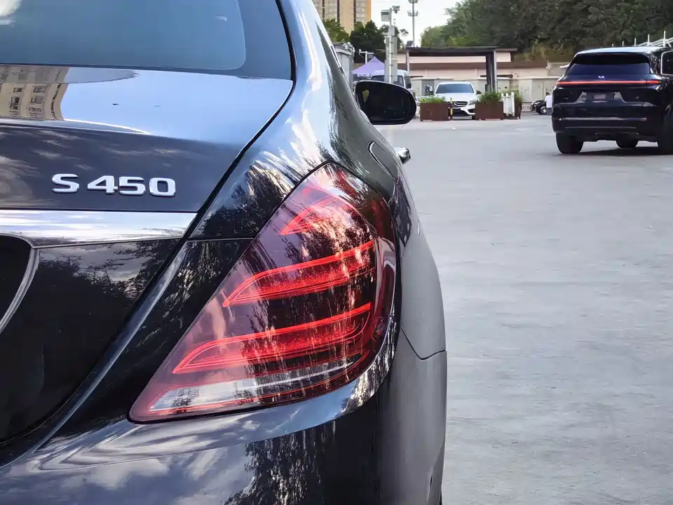 Mercedes-Benz Maybach S-class