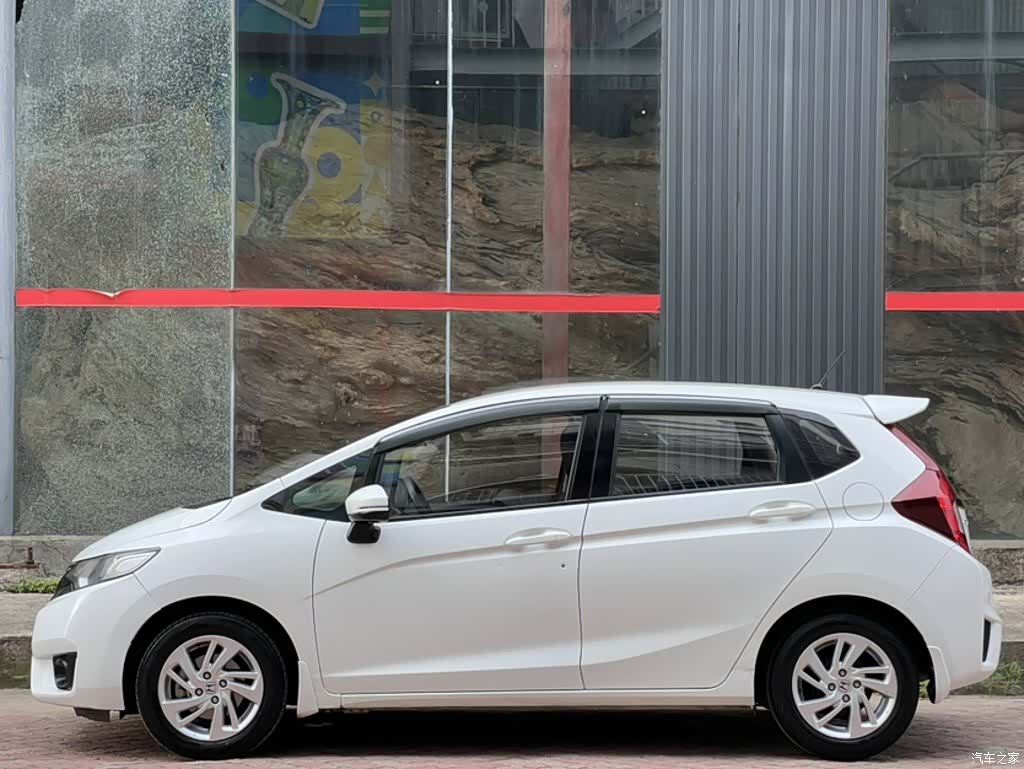Honda Fit, 2017 все фото