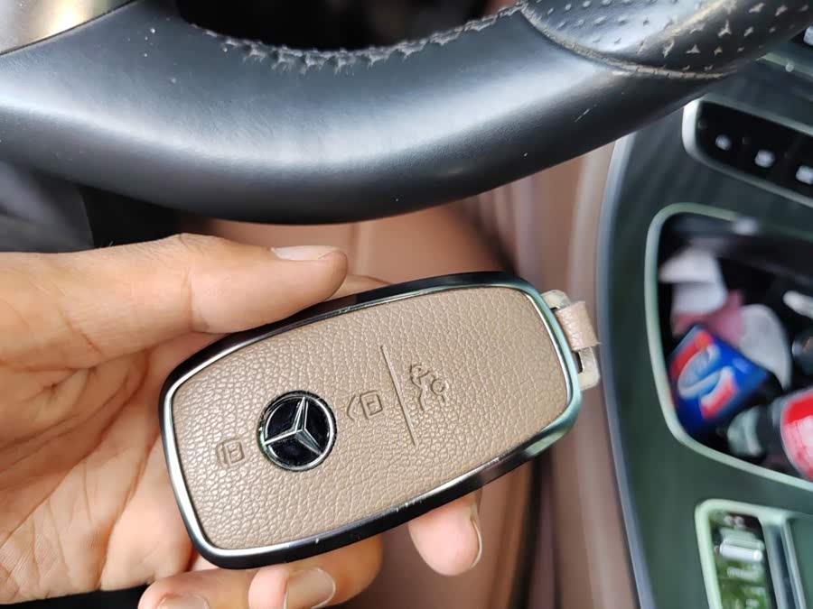 Mercedes-Benz E-Class 2022, фото 9