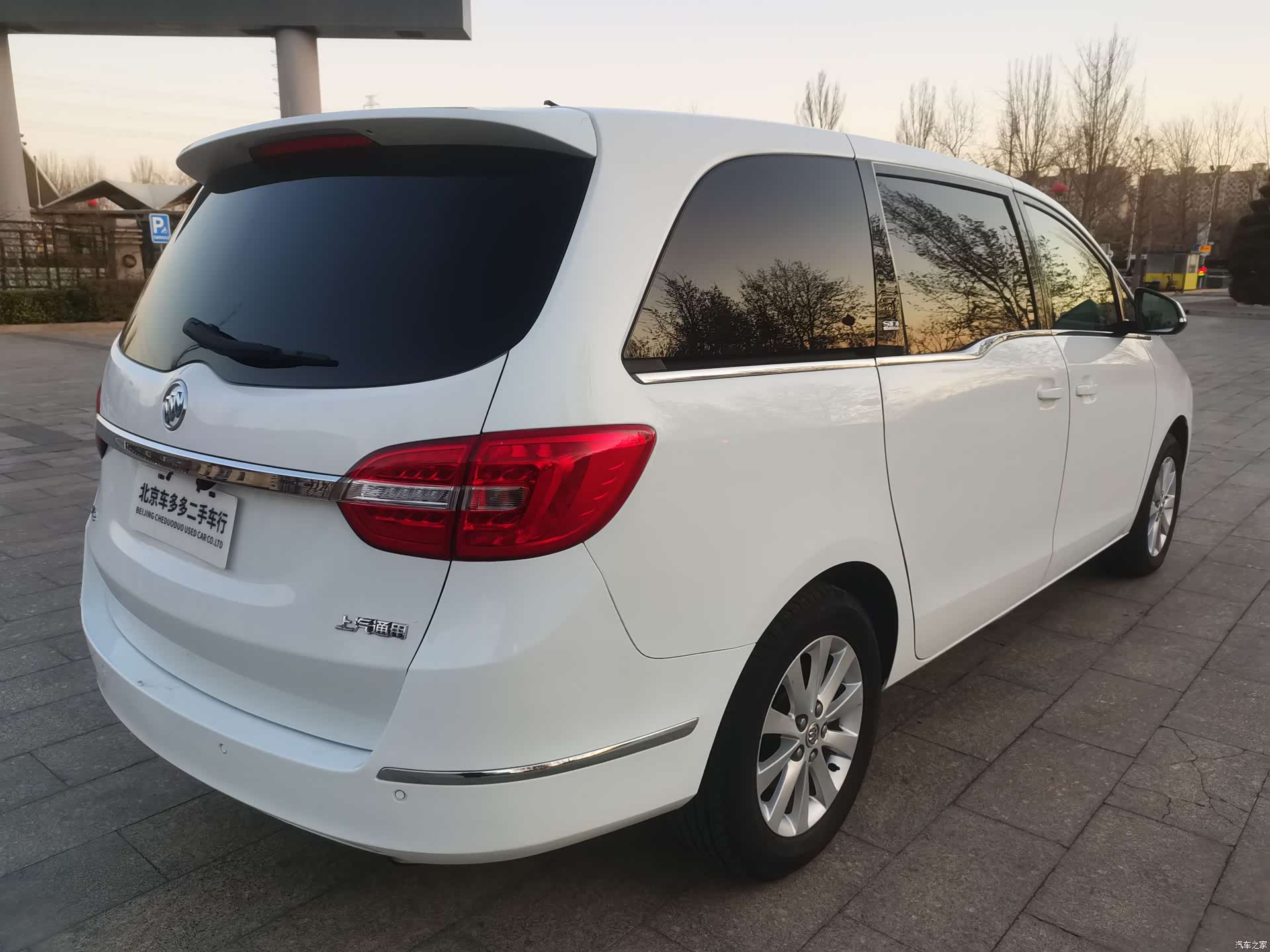 Buick GL8, 2016 6