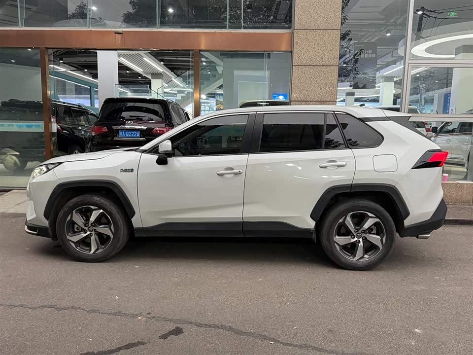 Toyota RAV4 Rongfang Dual Engine E+