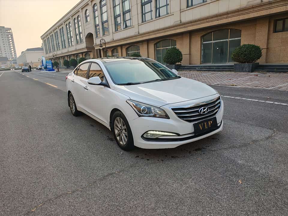 Hyundai Name picture