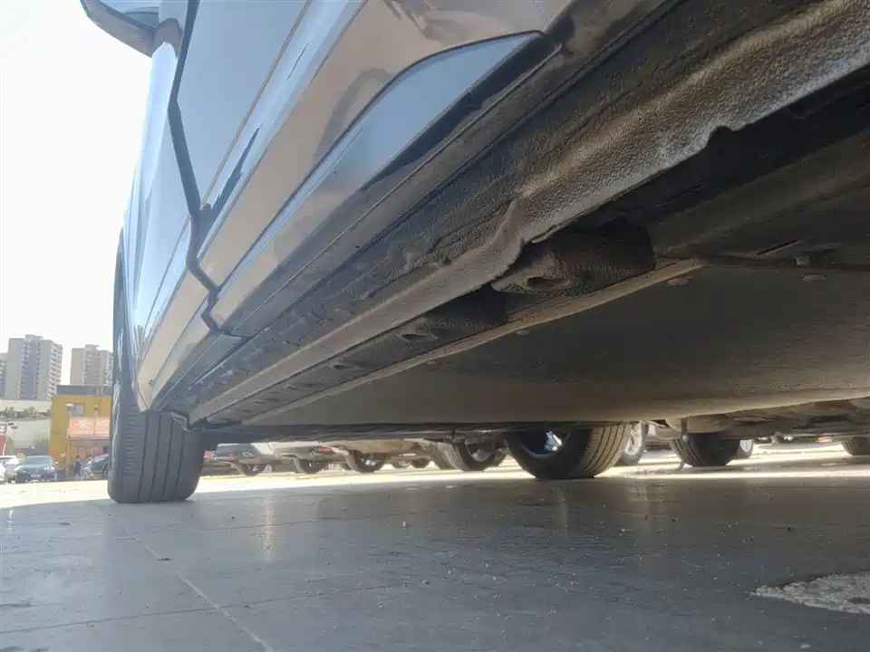 Geely Galaxy Galaxy E5