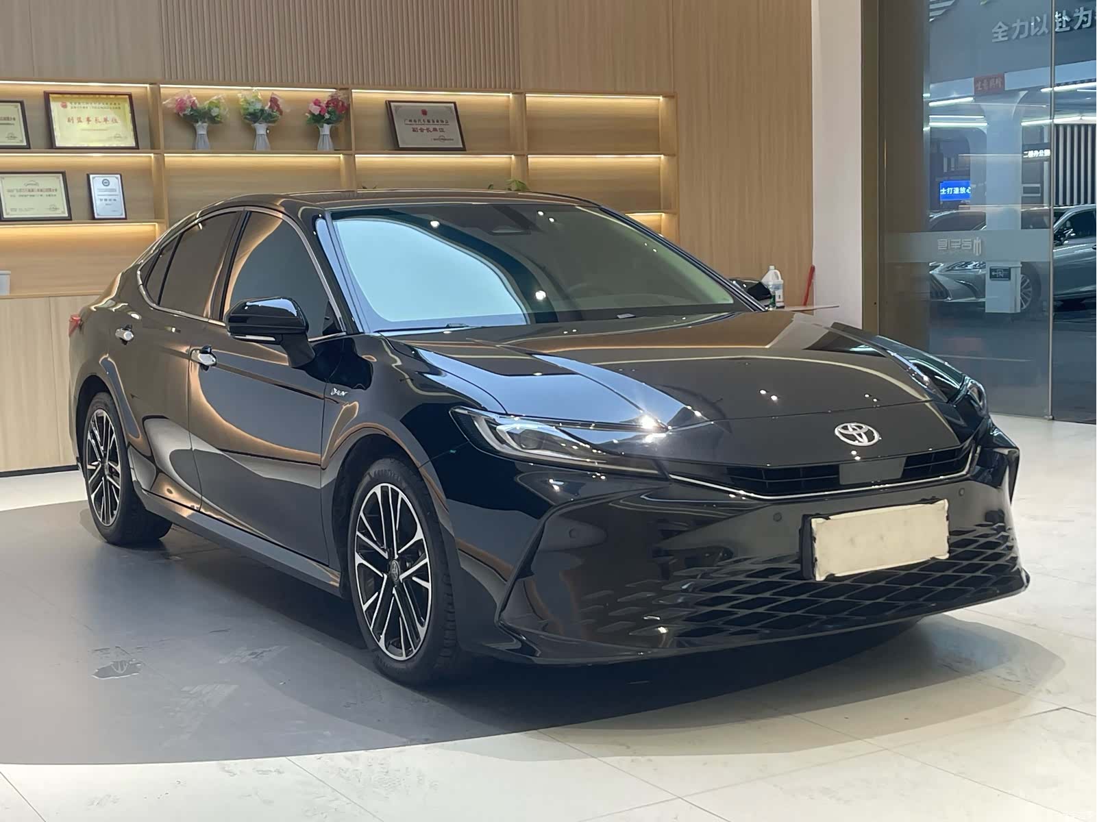 Toyota Camry, 2024 3