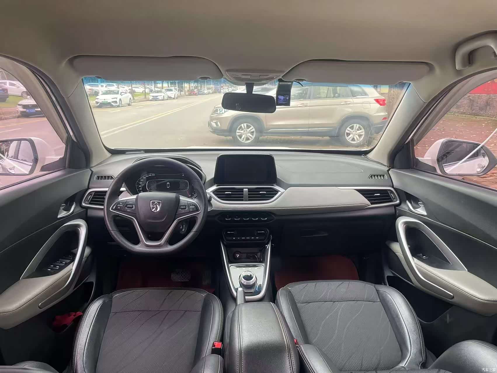 Wuling 510, 2018 10