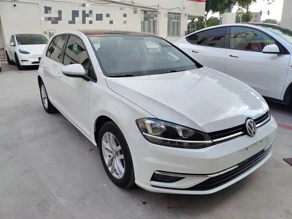 Volkswagen golf