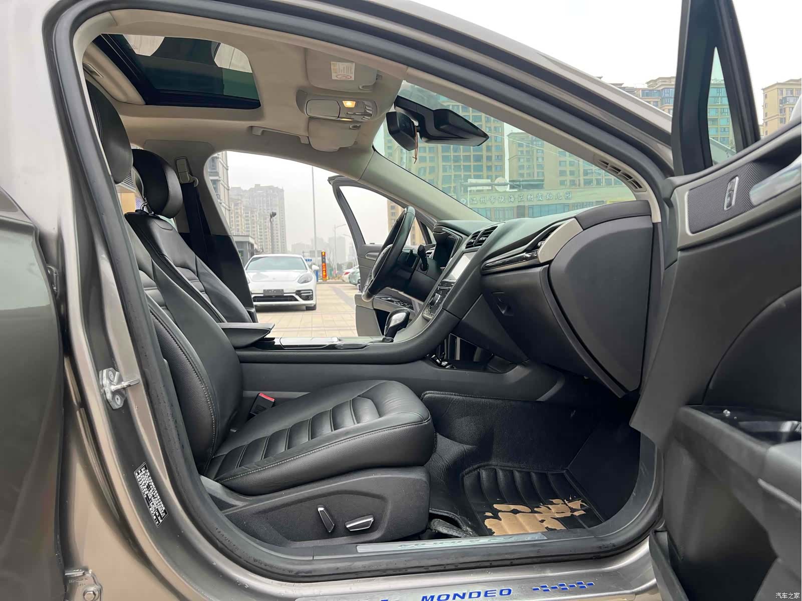Ford Mondeo, 2015 12