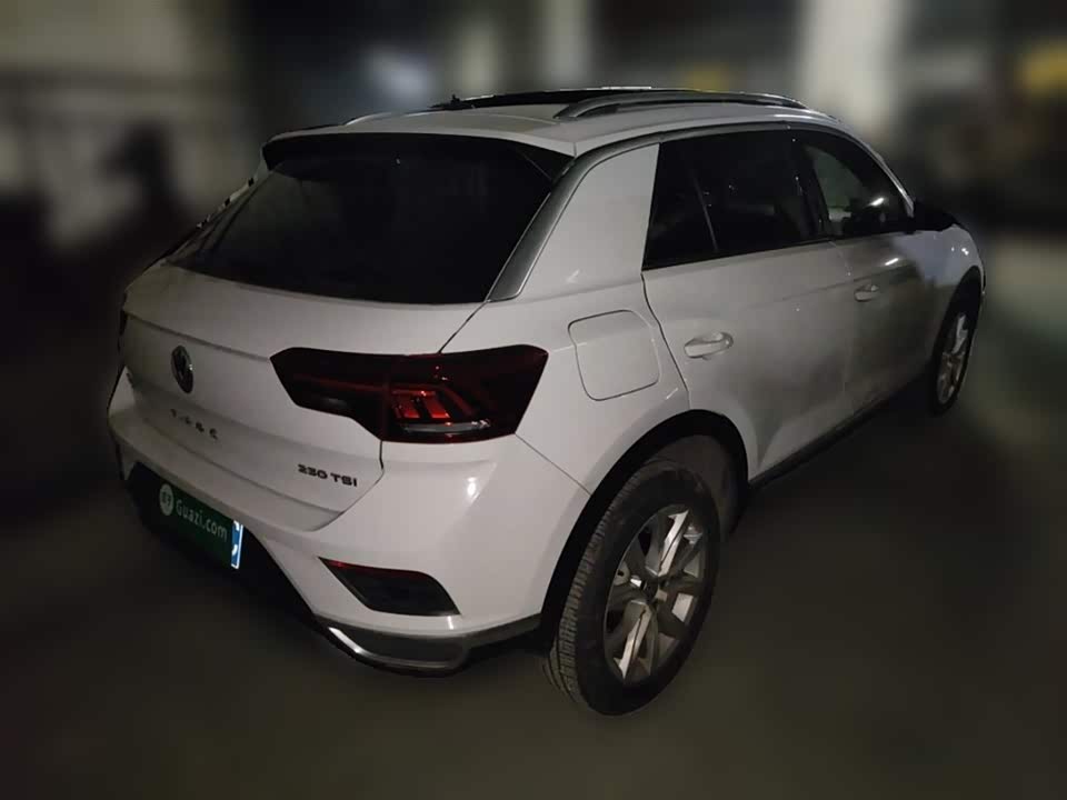 Volkswagen T-ROC exploring Songs