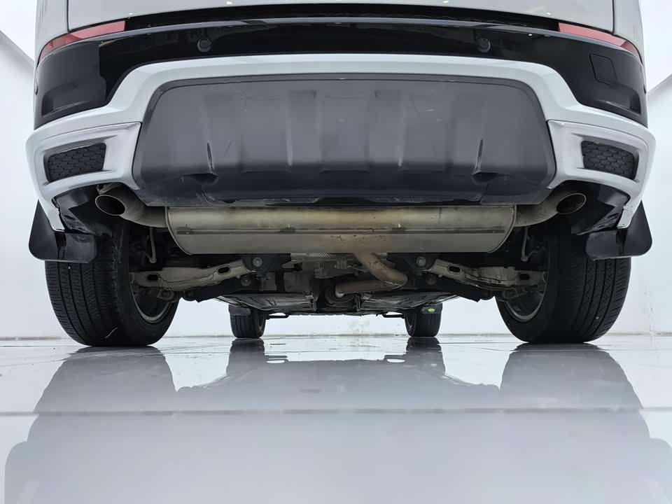 Land Rover Discover sports