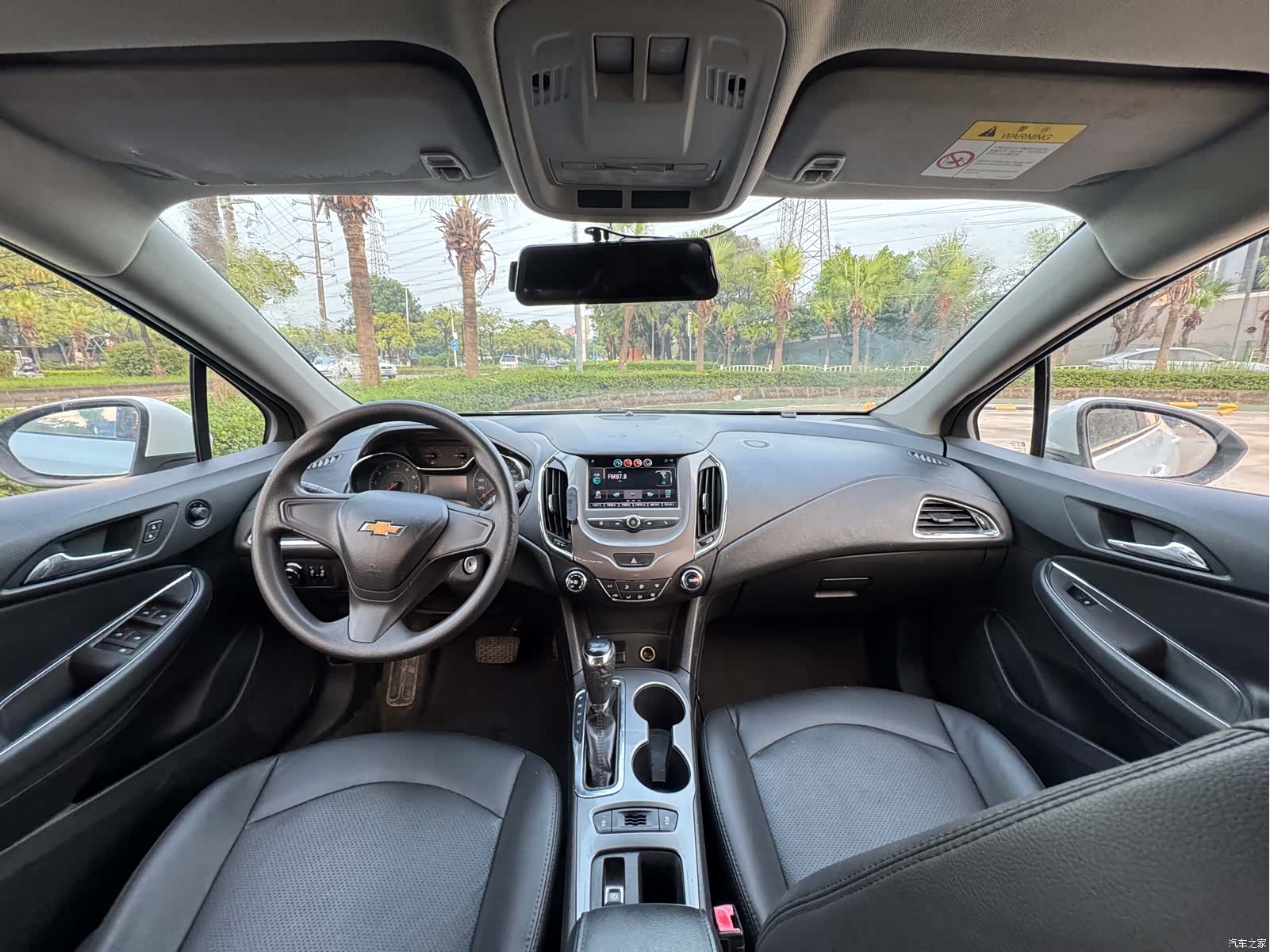 Chevrolet 320, 2017 7