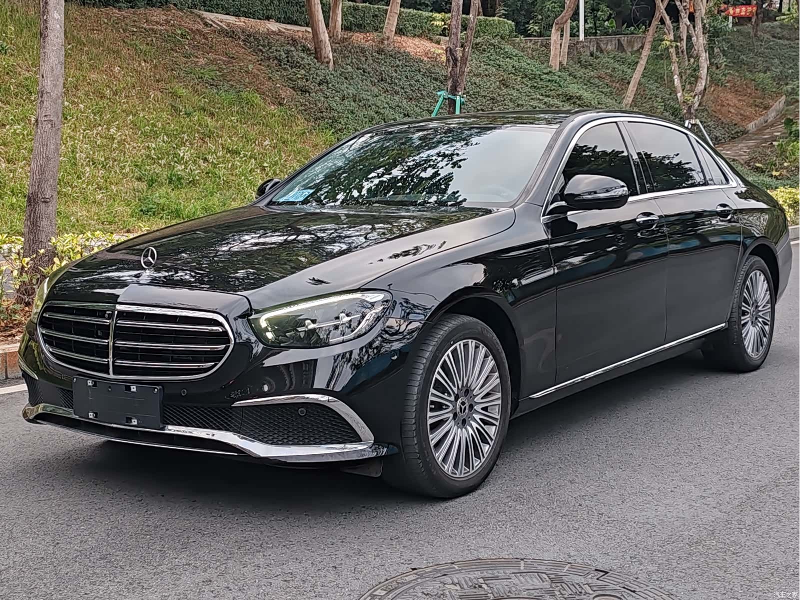 Mercedes-Benz E-Class, 2023 1