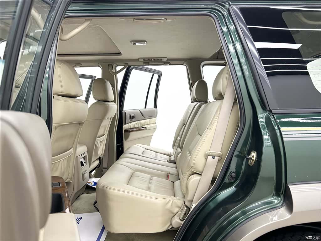 Nissan Patrol, 2004 6