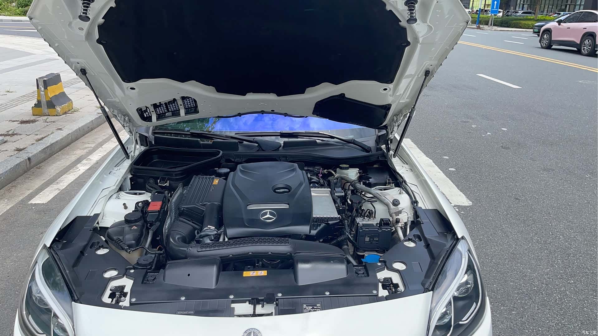 Mercedes-Benz SLC, 2018 8