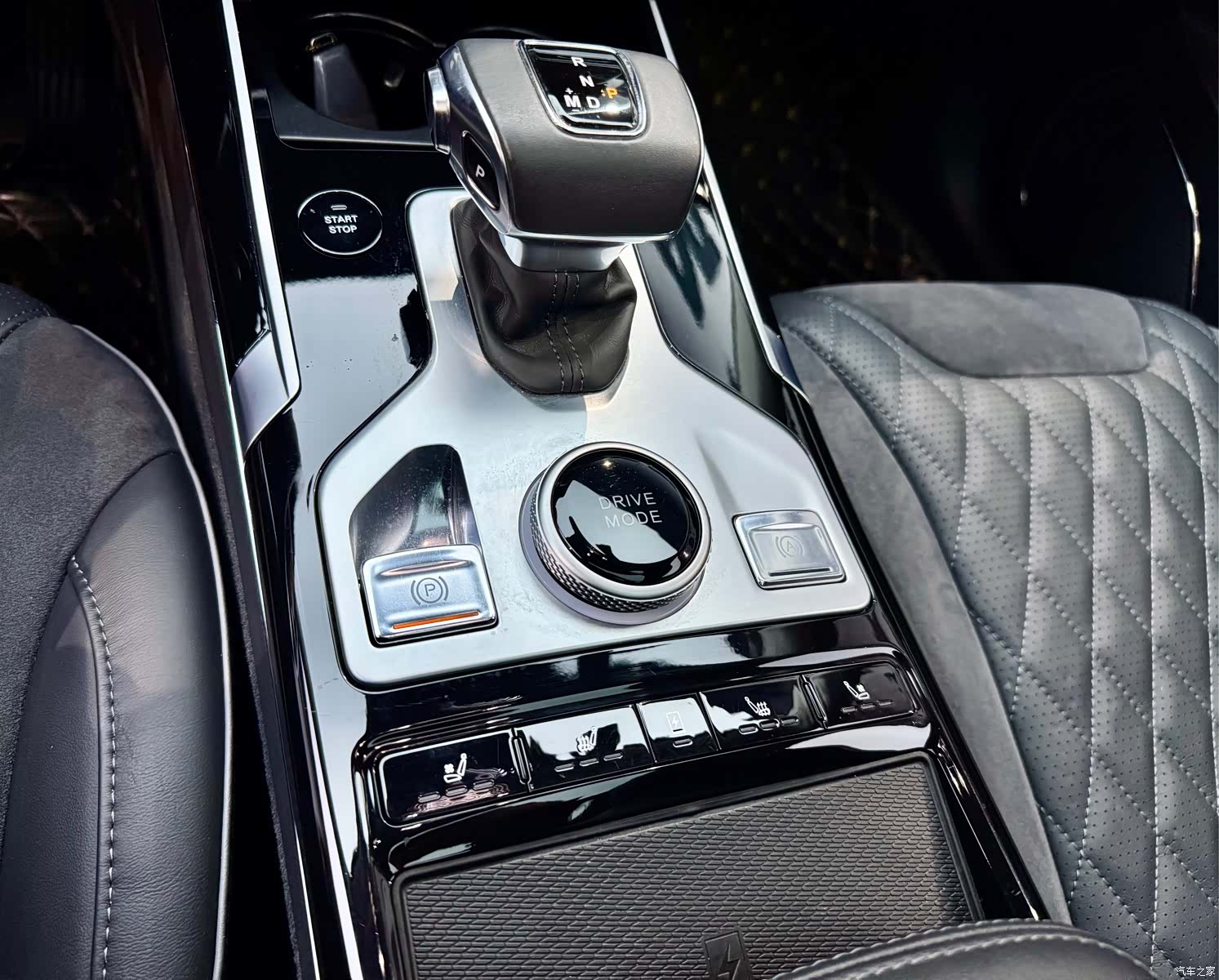 Hongqi HS5, 2021 16