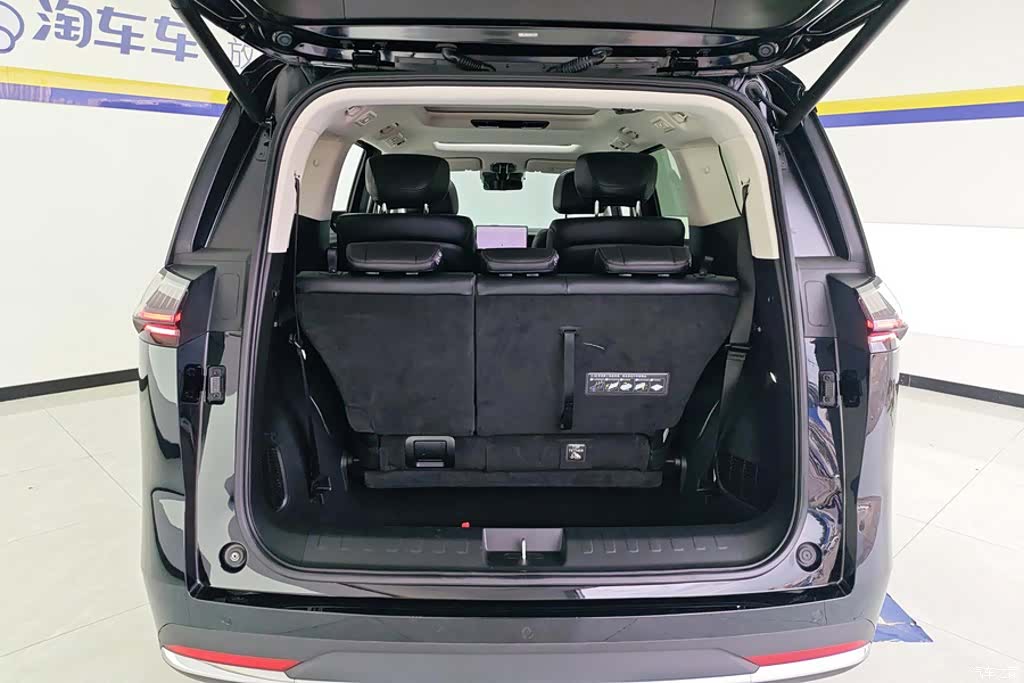 Trumpchi E8, 2025 4