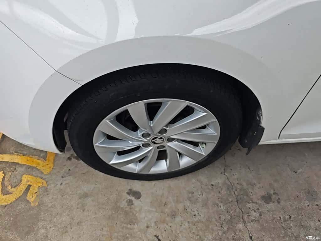 Skoda Rapid, 2019 23