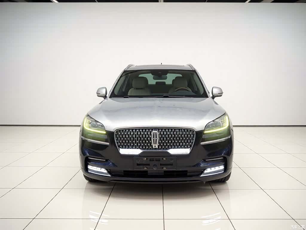 Lincoln Aviator, 2022 2