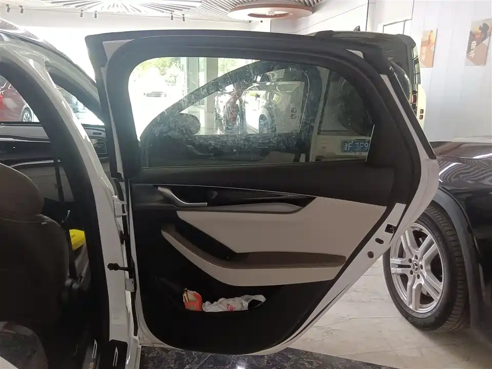 BYD Qin Yuan