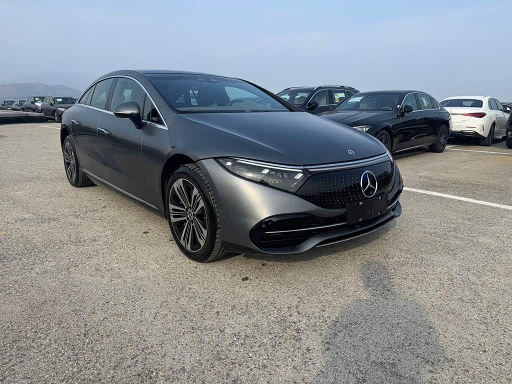 Mercedes-Benz EQS