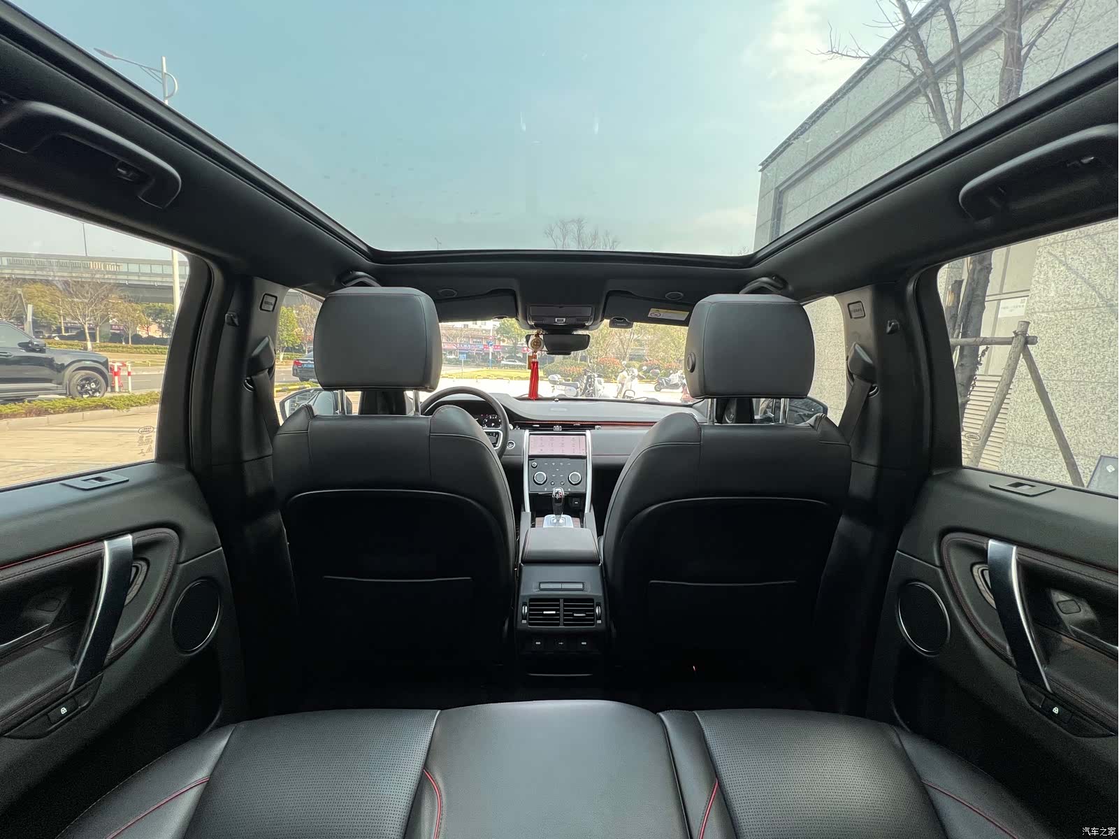 Land Rover Discovery, 2022 6