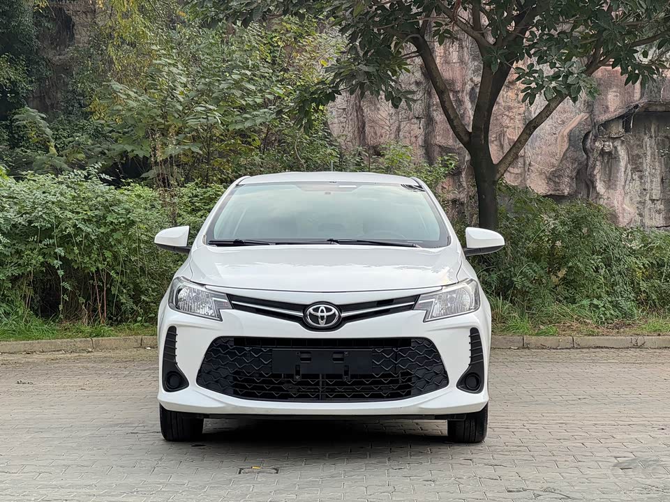 Toyota Vios FS