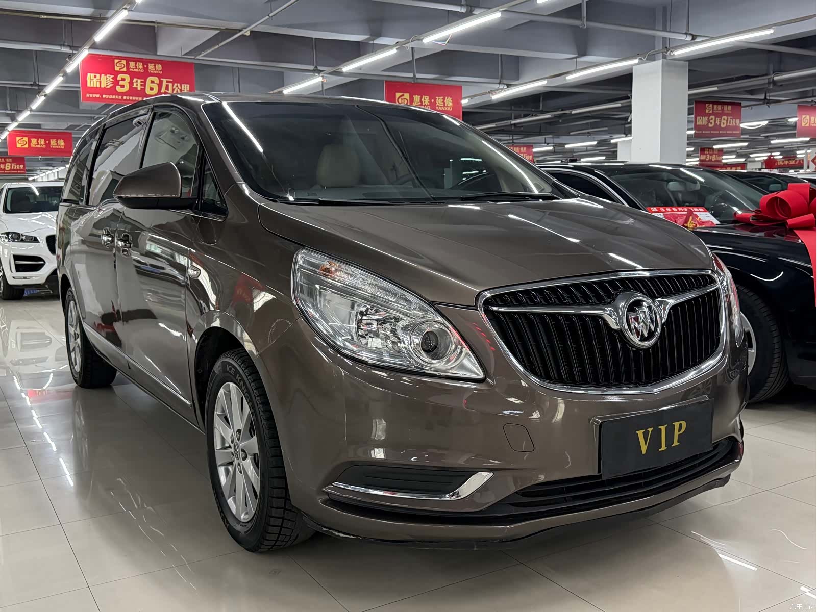 Buick GL8, 2018 3