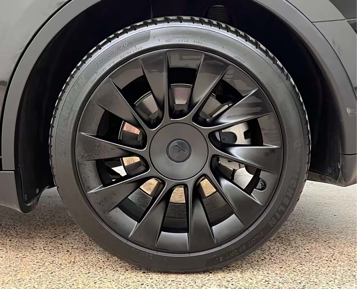 Tesla Model Y, 2022 7