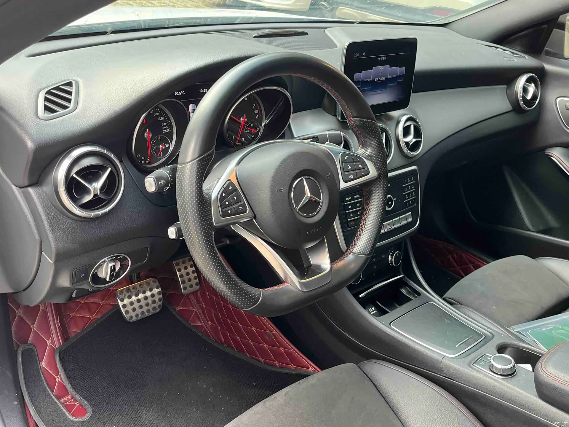 Mercedes-Benz CLA, 2017 3