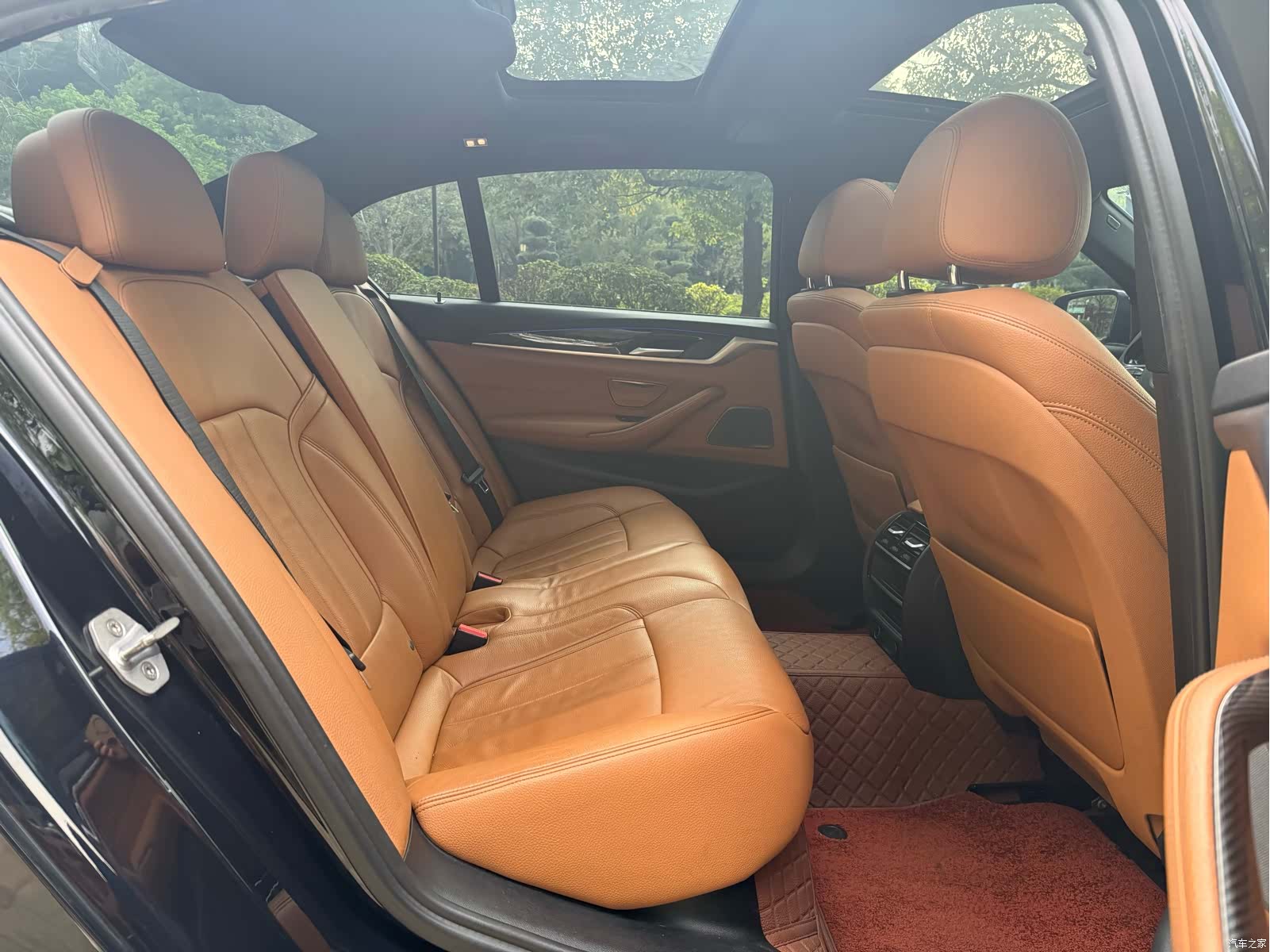 BMW 5 Series, 2017 11