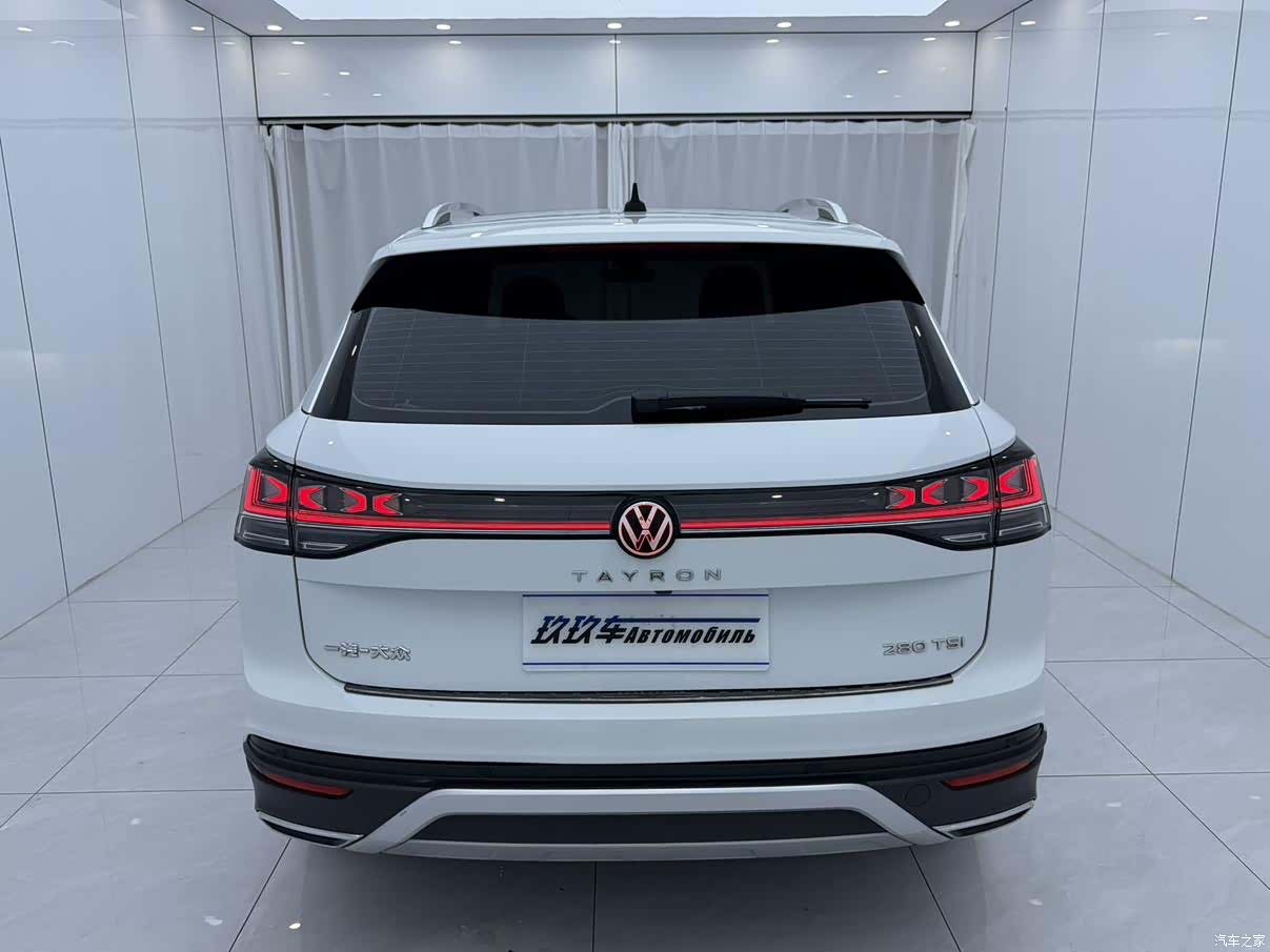 Volkswagen Tayron, 2023 все фото