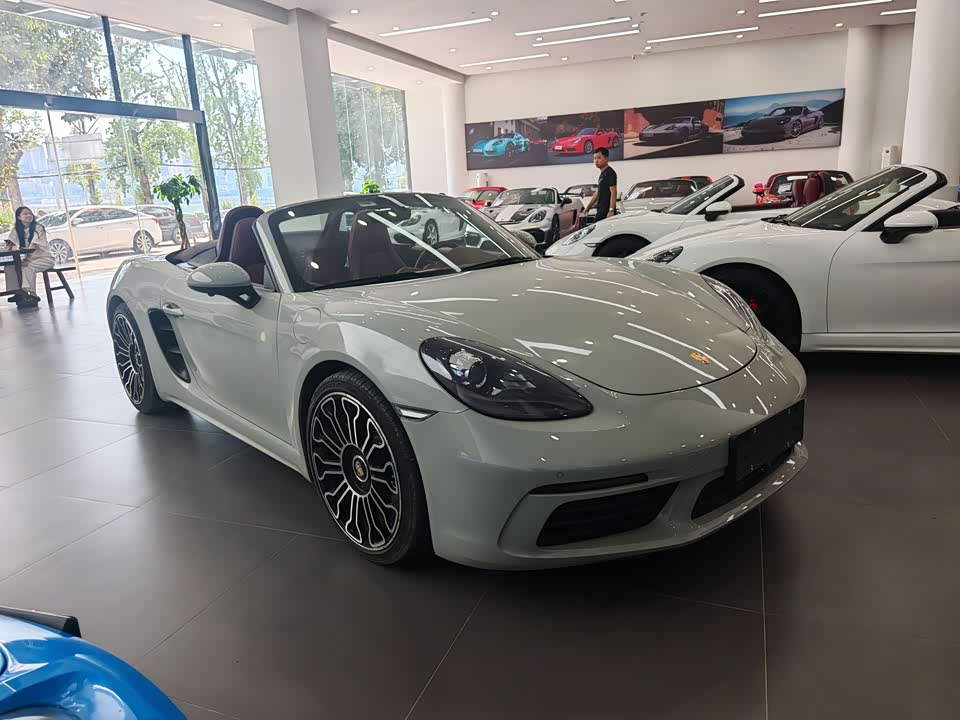 Porsche 718
