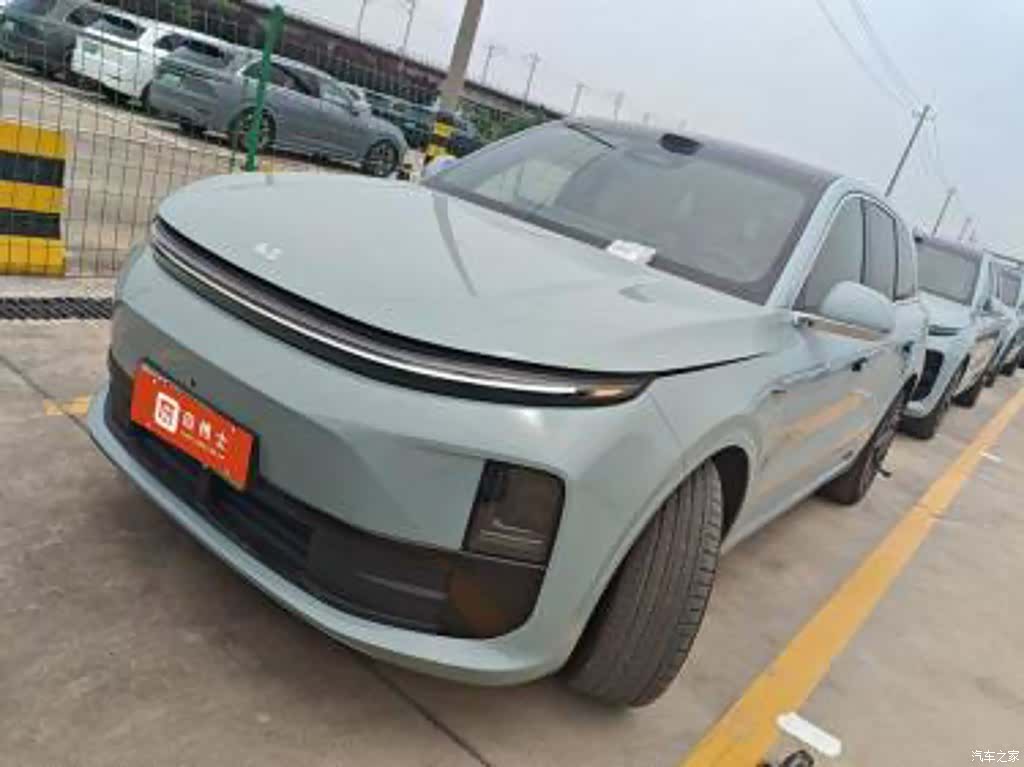Li Auto L6, 2025 1