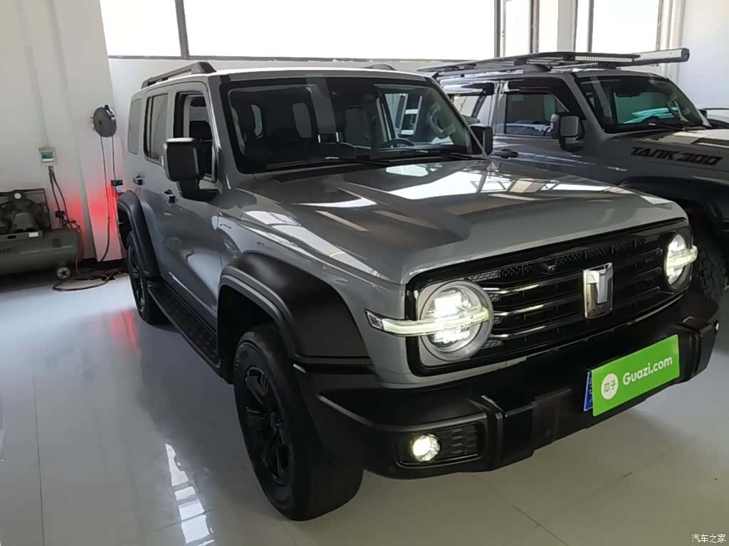 Tank 300, 2023 4