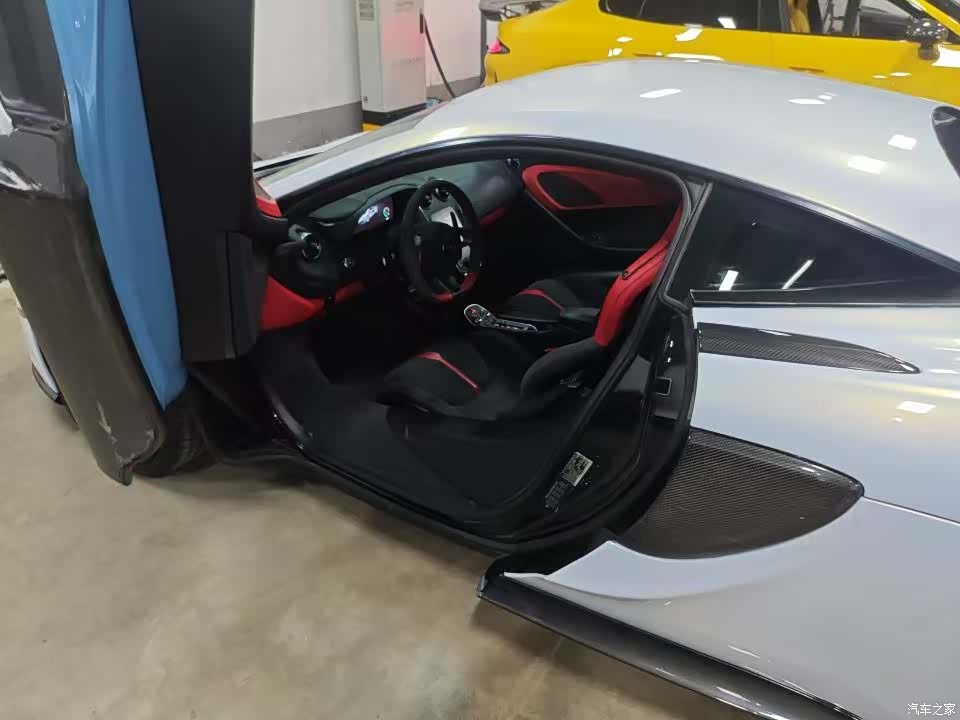 McLaren 570, 2018 4