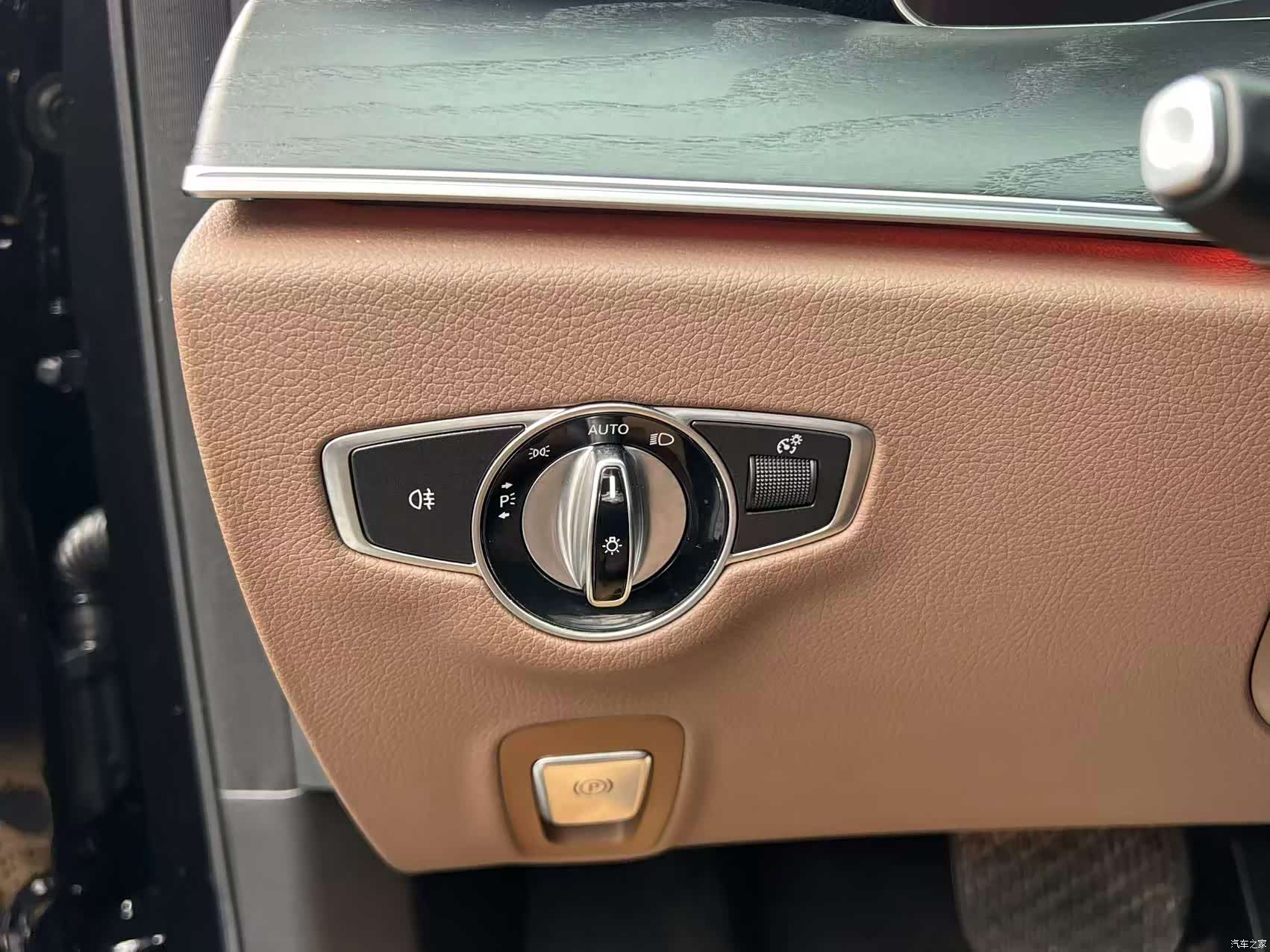 Mercedes-Benz E-Class, 2018 13